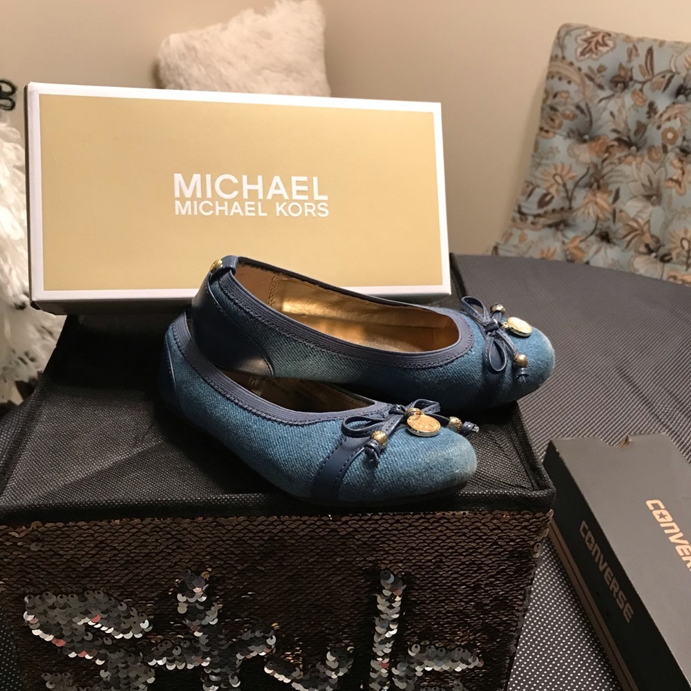 Michale Kors Kid Shoe